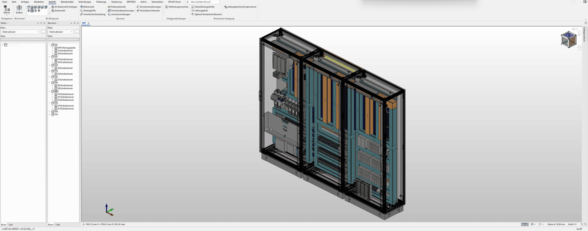 3D-CAD-Modell eines industriellen elektrischen Schaltschranks mit mehreren vertikalen und horizontalen Komponenten, Verdrahtungsschienen und Gehäusen, dargestellt in einer Softwareoberfläche für die mechanische Konstruktion.