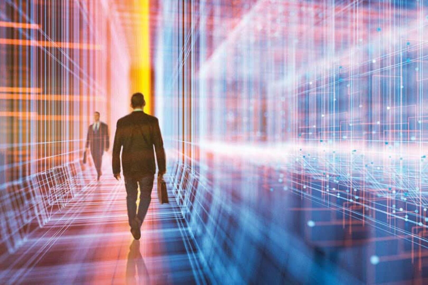 Deux hommes d'affaires en costume traversent un couloir numérique et futuriste, parsemé de lignes et de grilles lumineuses, évoquant un environnement high-tech ou un décor de réalité virtuelle.