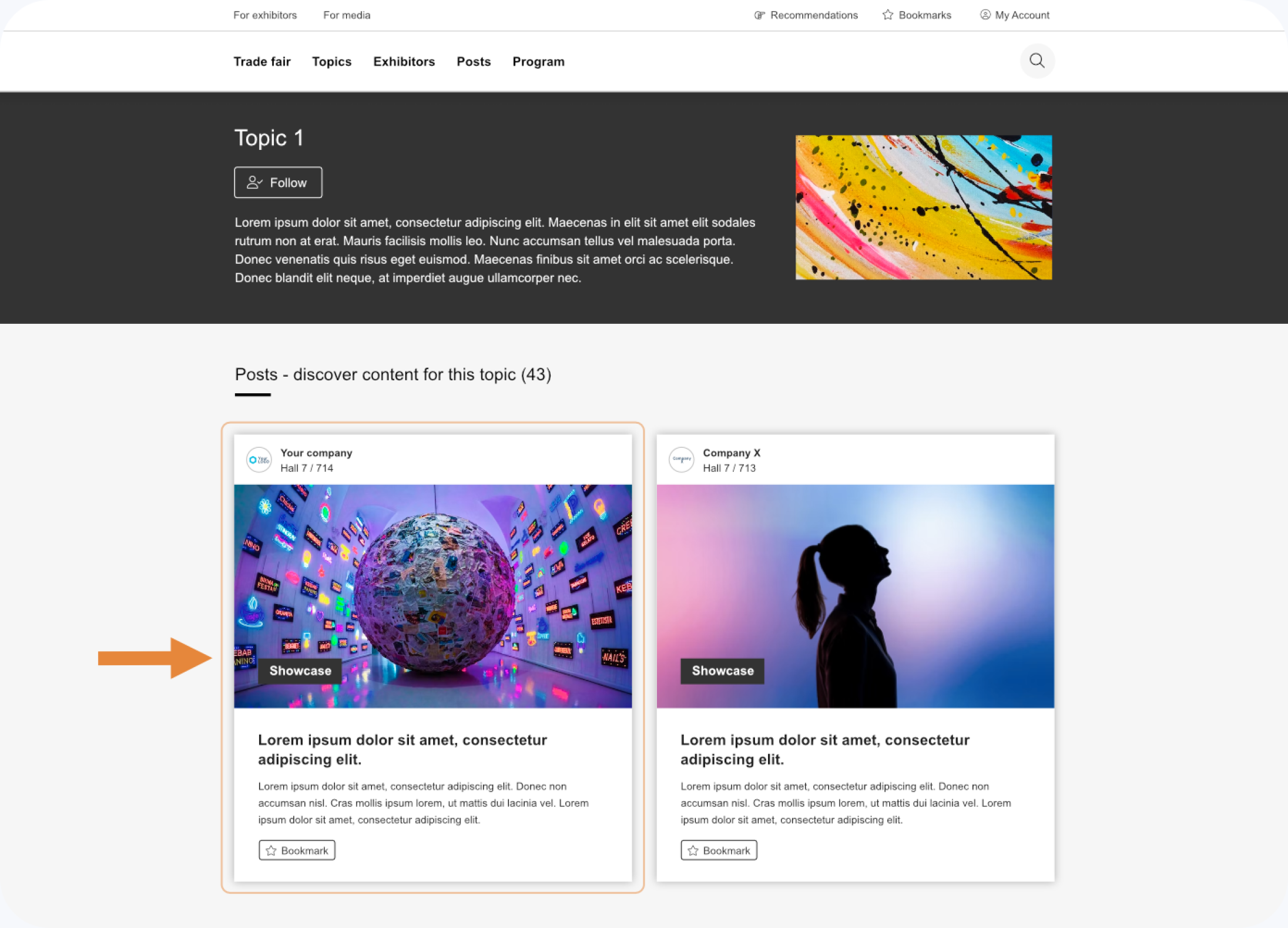 Une page web présente des articles sur le thème 1, avec deux cartes en vedette en dessous. La carte de gauche est surlignée par une flèche orange et contient l'image d'un grand globe numérique entouré d'écrans colorés.